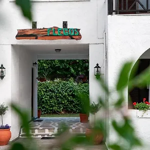 https://villa-flegos.hotelschalkidiki.net