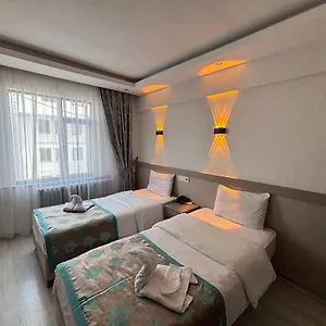 Hotel Fly