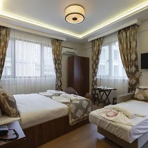 Aparthotel Capricorn By Otantik